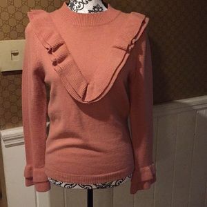 New sweater never worn small - no tags